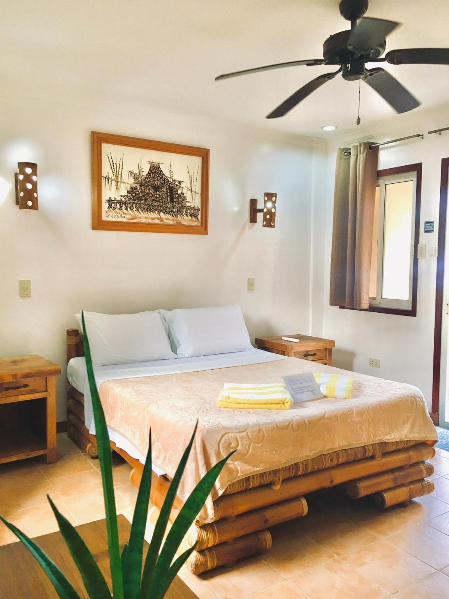 Thalatta Resort Zamboanguita  Extérieur photo
