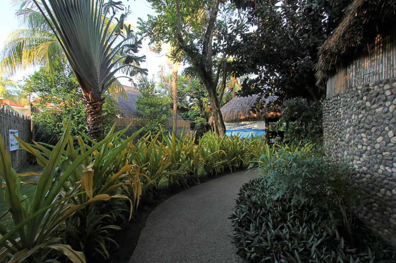 Thalatta Resort Zamboanguita  Extérieur photo